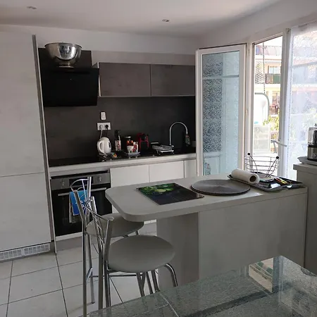 Ferienwohnung 2 Pieces Proche Aeroport Nizza Exterior foto